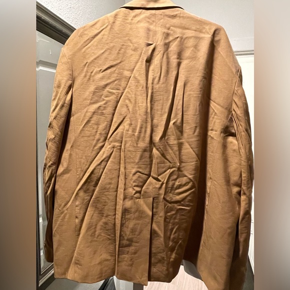 Zara Suit - Picture 4 of 4